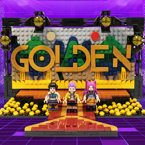 Kpop Demon Hunters Movie GOLDEN Stage MOC Building Set 509pcs