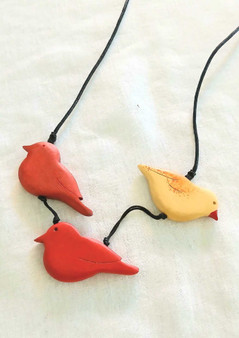 Cinnamon Creations  N6-6231 BIRD NECKLACE - RED/MUSTARD