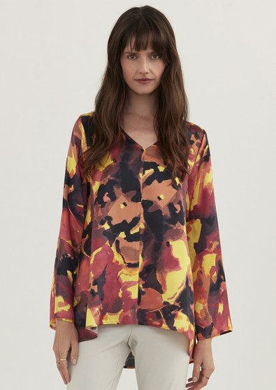 LAYERD SILK CALLIE TOP IN FIRESTONE PRINT