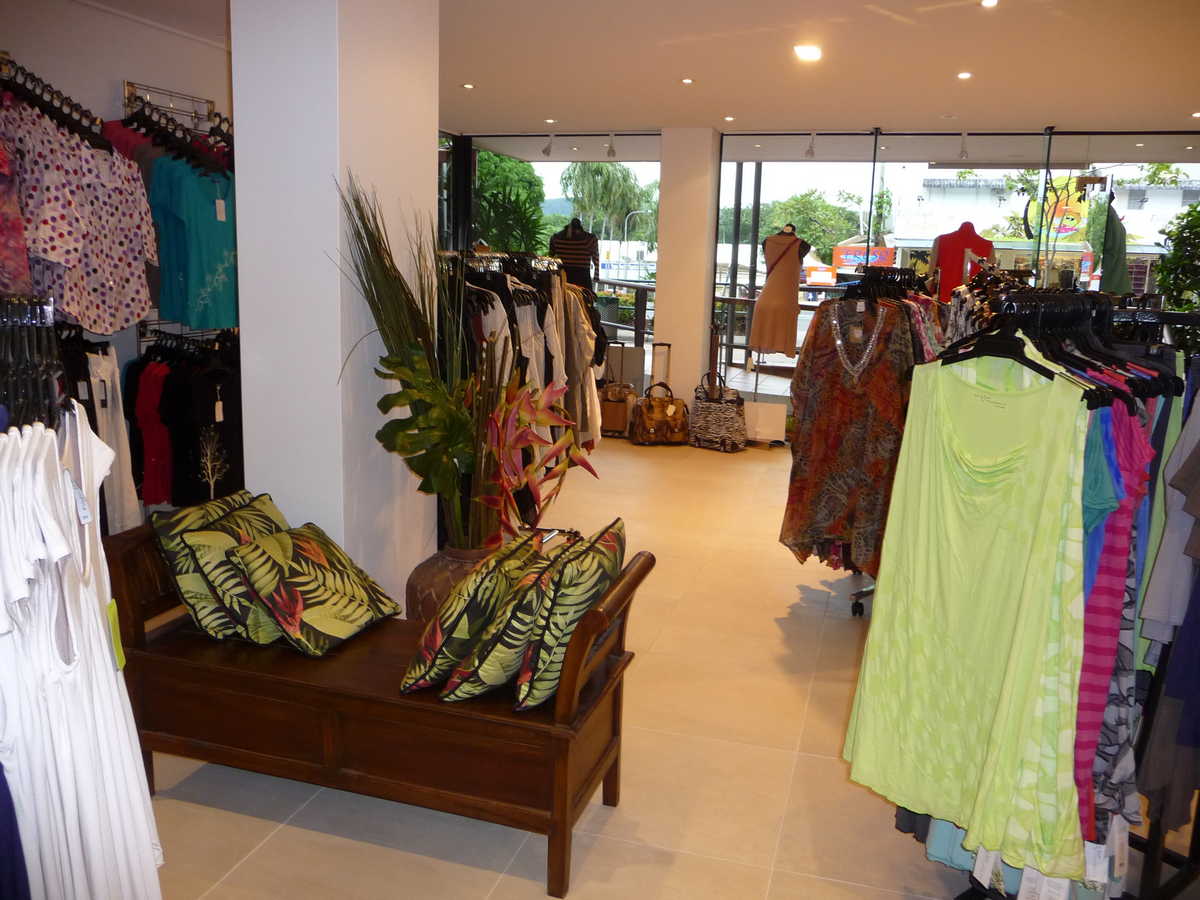 Chic Jungle Road Storefront in Port Douglas Featuring Natural Clothing Brands: Caffe Latte, Orientique, Verge, Lou Lou Australia, Animale, Desigual, Gordon Smith, Layerd, and More.