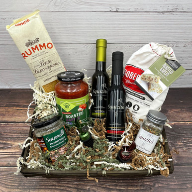Pasta Night Gift Basket | Gourmet Italian Essentials | Squizito