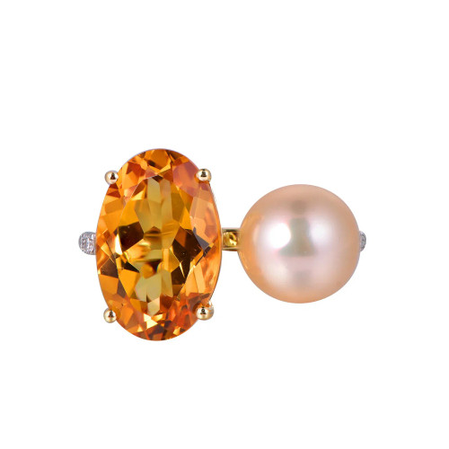 18K Yellow Gold Oval Cut Citrine and Pearl with 1/6 ct.tw. Diamond Ring