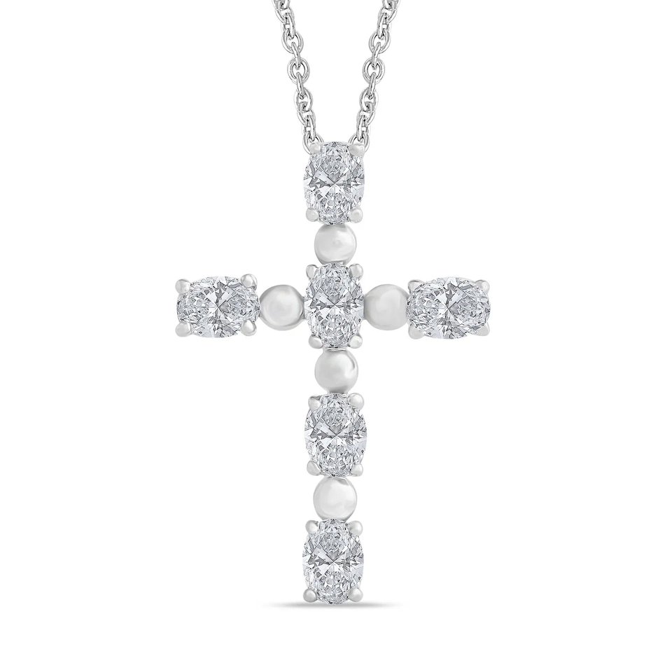 Oval Cross Pendant (0.50 ct.tw)