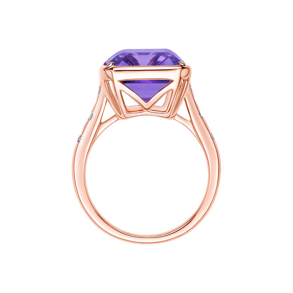 Amethyst Octagon Cut Ring with Diamonds(0.06 ct.tw)