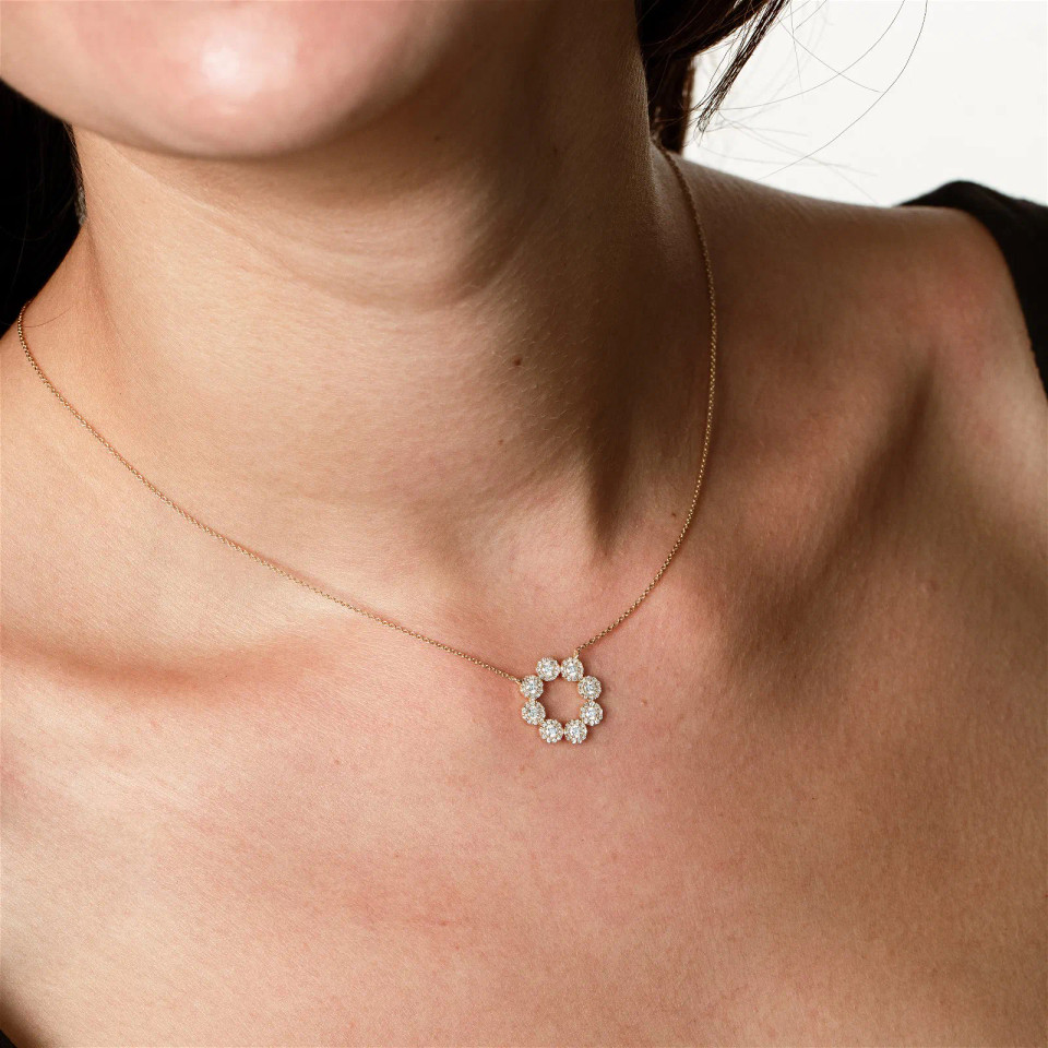 14k Gold Natural Diamond Circle Halo Necklace (0.51 ct.wt)