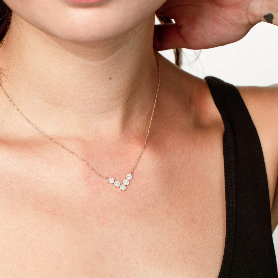 14k Gold Natural Diamond Halo Chevron Necklace (0.32 ct.wt)