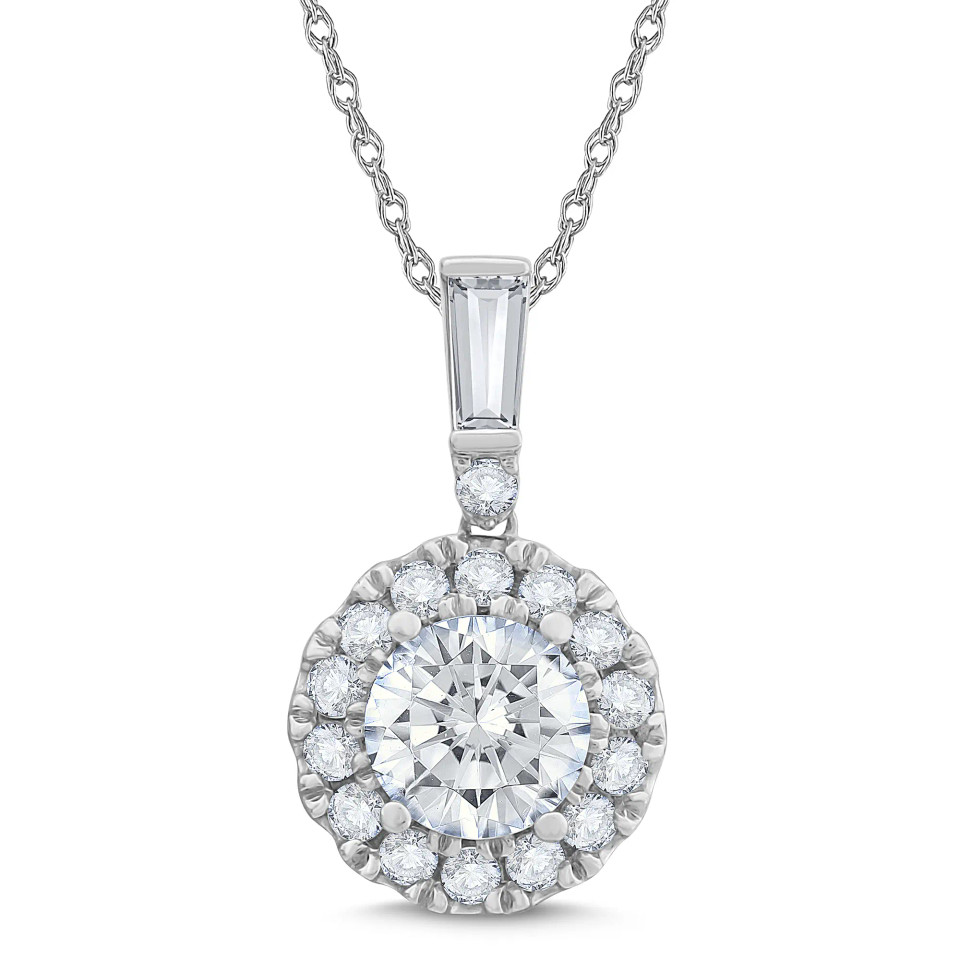 Halo Diamond Pendant (0.75 ct.tw.)