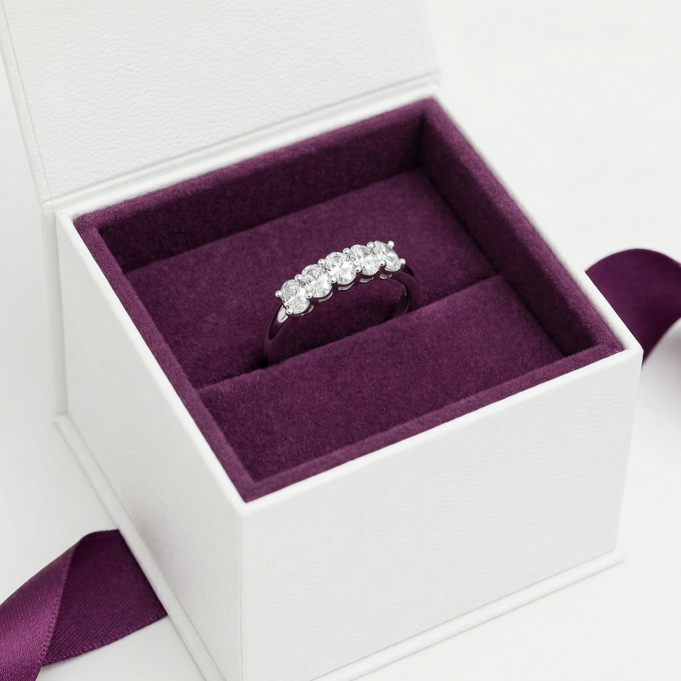 Oval Five-Stone Diamond Anniversary Ring (1.00 ct.tw.)