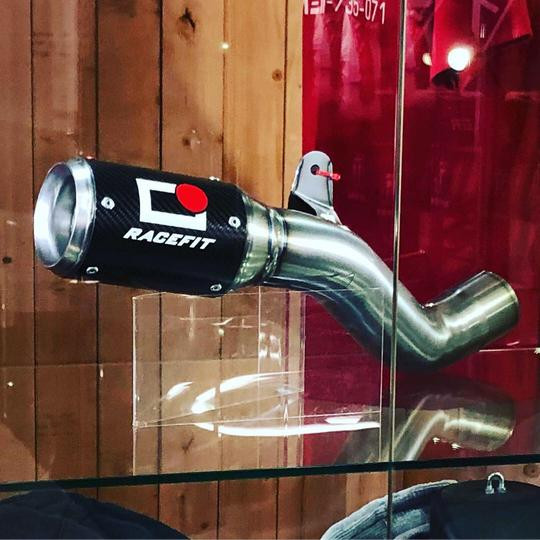 Racefit 15-25 Yamaha R1/M Slip-On Exhaust - MotoMummy | MotoMummy