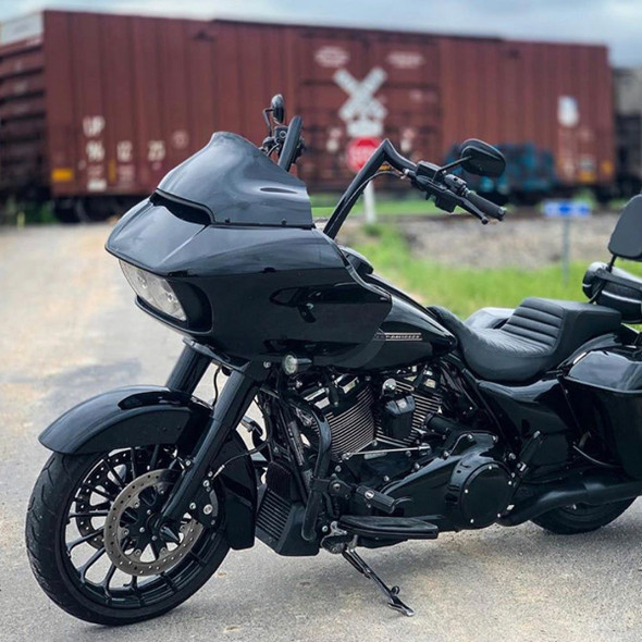 9" Flare windshield compatible with 2015-2023 H.D. Road Glide models - Black - KWW-01-0325