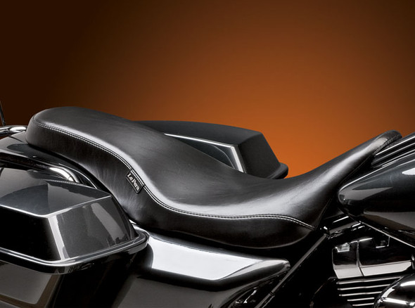 Le Pera Cobra Full Length Seat: 2008+ Harley-Davidson Touring Models