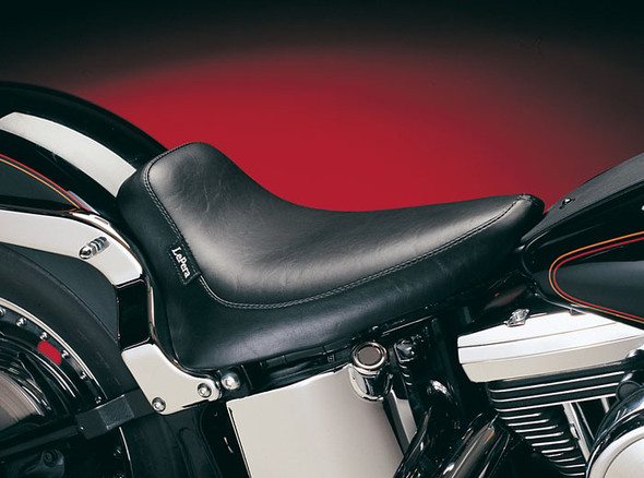 Le Pera Silhouette Solo Seat: 08-17 Harley-Davidson Softail Models