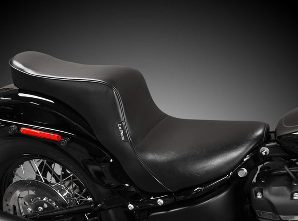 Le Pera Cherokee 2Up Smooth Seat: 2018+ Harley-Davidson Softail Models