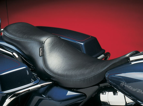 Le Pera Silhouette 2-Up Seat: 02-07 Harley-Davidson Touring Models
