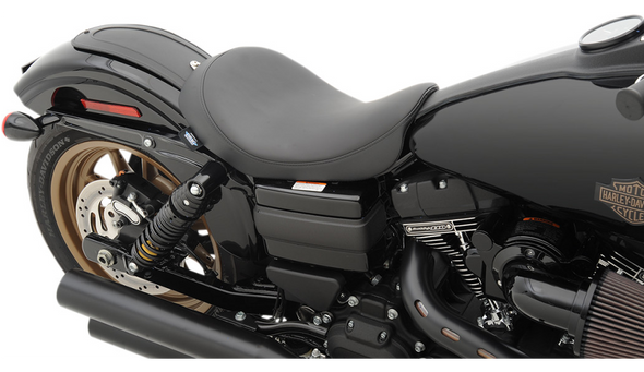 Drag Specialties Low Solo Smooth Seat: 06-17 Harley-Davidson Dyna Models