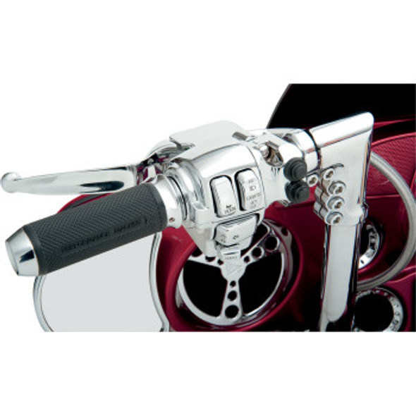 Drag Specialties Handlebar Switch Housing Kit: 1995-2013 Harley-Davidson FL Models - Left - Radio - Chrome