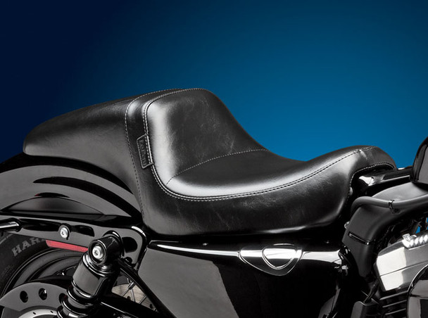 Le Pera Daytona Sport 2-Up Smooth Seat: 04-20 Harley-Davidson Sportster Models - LK-542S