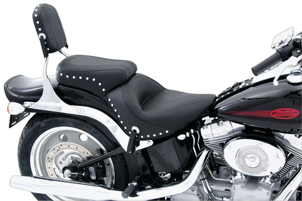 Mustang Standard Touring Studded One-Piece Seat: 06-17 Harley-Davidson Softail Models