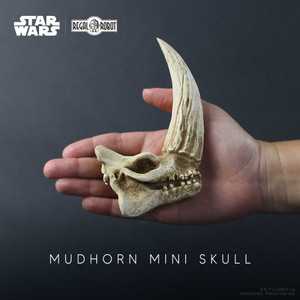 The Mandalorian – Mudhorn Skull Mini Sculpture