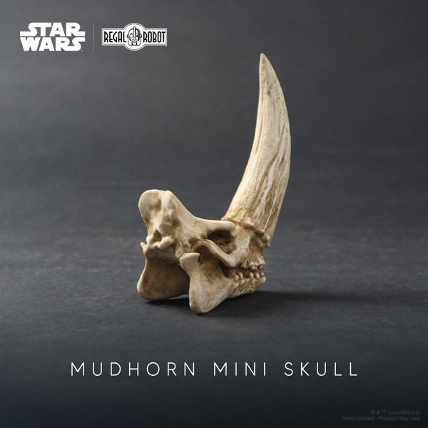 The Mandalorian – Mudhorn Skull Mini Sculpture