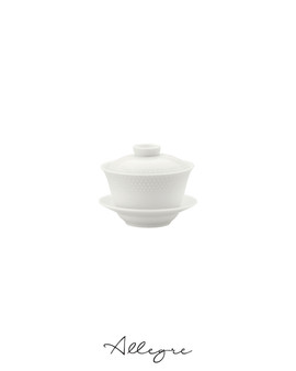 149 ml (5 oz) Chinese Tea Cup with Lid and 4 in. Saucer - Prism