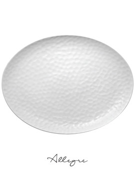 19.8 in. Hammered-Texture Oval Serving Plate for 17 to 18 Persons - Buffet