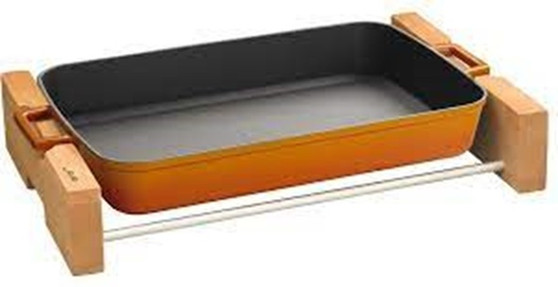 30 x 22 cm Orange Cast Iron Rectangle Baking Tray with Beechwood Service Stand - Lava