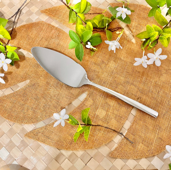 Aliya Cake/ Pastry Server 9.5 in.