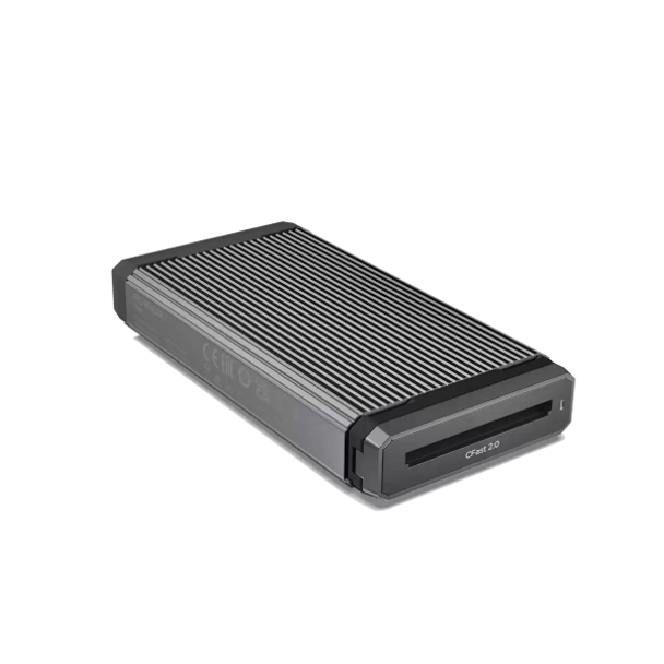 PRO-READER CFast from SanDisk Professional