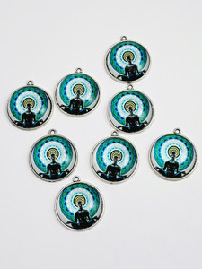 Glass Cabochon Meditation Pendant Glass Cabochon Meditation Pendant