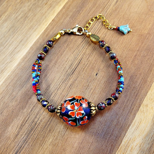 Blossoms in Bloom Lampwork Glass Bracelet Blossoms in Bloom Lampwork Glass Bracelet