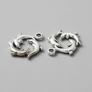 Tibetan Style Antique Silver Dolphin Circle Charms Pendant Pair Tibetan Style Antique Silver Dolphin Circle Charms Pendant Pair