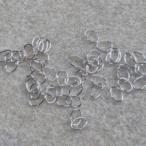Thin Bright Silver Oval Jump Rings – 6mm or 8mm, 100 Pieces per Pack