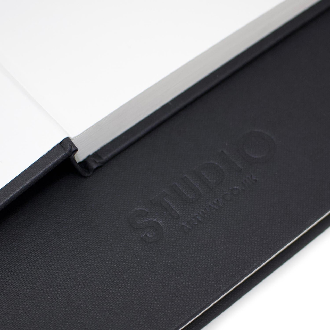 Artway STUDIO Casebound Sketchbook - 170gsm