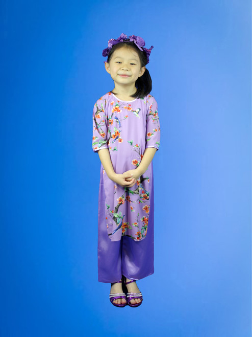 AP CTM 246 Traditional Vietnamese high collared áo dài with lucky charm and magnolia blossoms