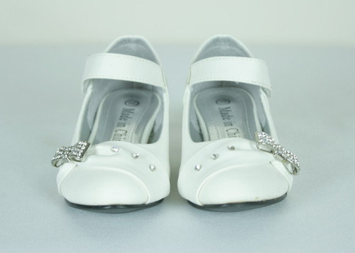 G404 Girls White Faux Leather Formal Shoe with Rhinestone and Bow Charm