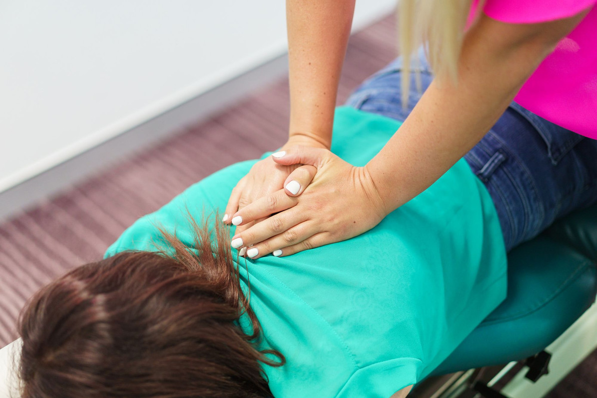 What Does a Chiropractor Do?