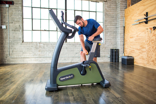 SportsArt G576U Status Eco-Powr Upright Cycle