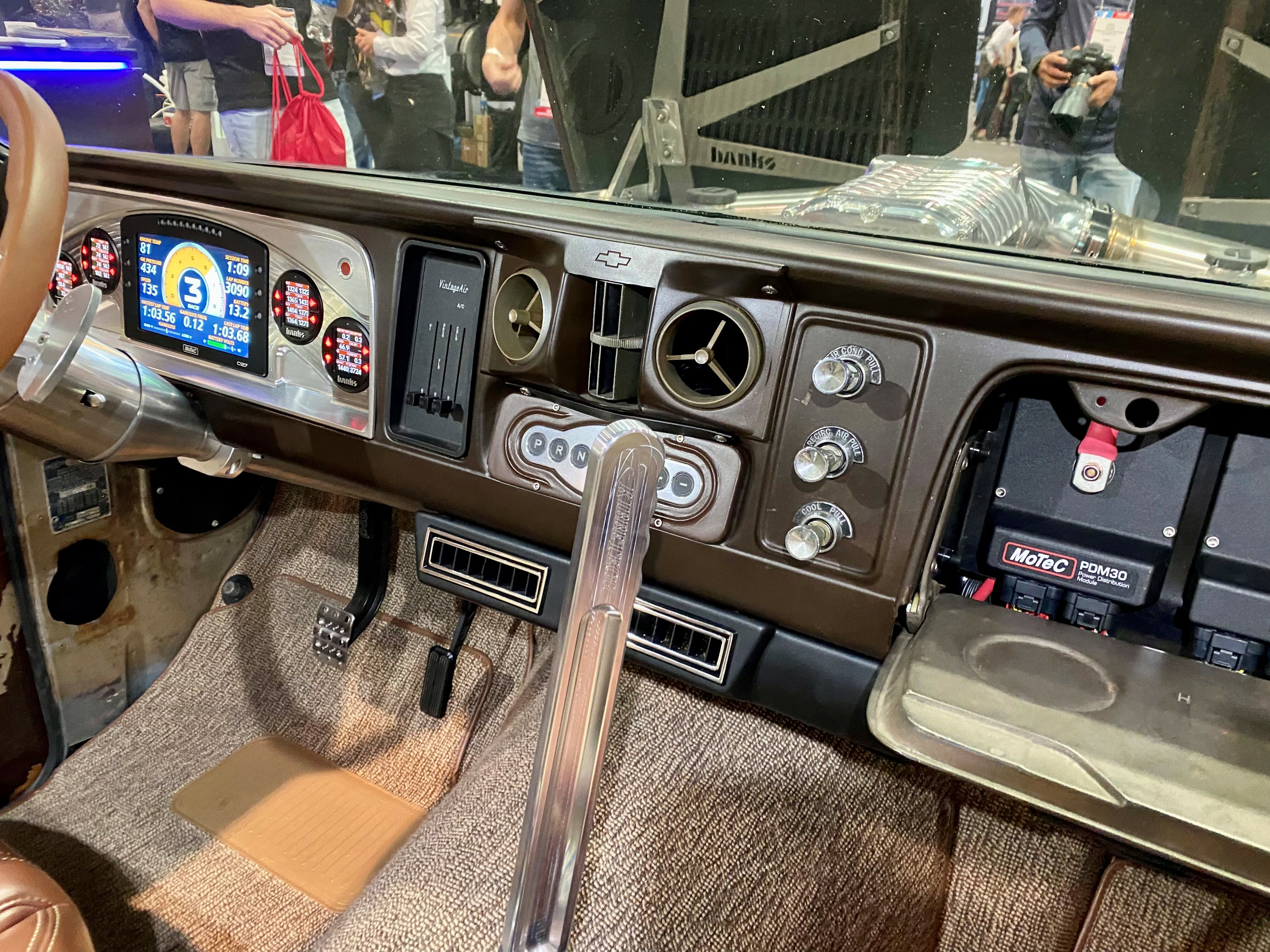 レア　大　看板　ビンテージエアー　vintage air ホットロッド Amazon | ベルエア ステンレス 特大 エンブレム 看板 メタル