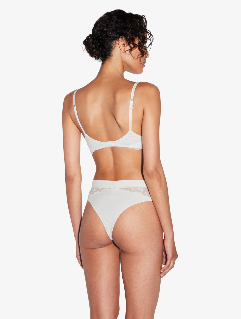 Push-up Bra in off-white Lycra with embroidered tulle