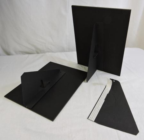 easel black double-wing