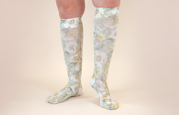 Managing Lipedema with Compression Garments: Unveiling the Benefits – Legs  Like Mine