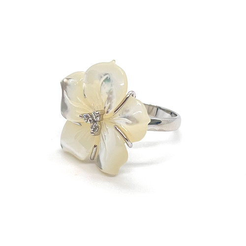 Medium Carved Mother of Pearl Quartz Flower Ring Medium Carved Mother of Pearl Quartz Flower Ring