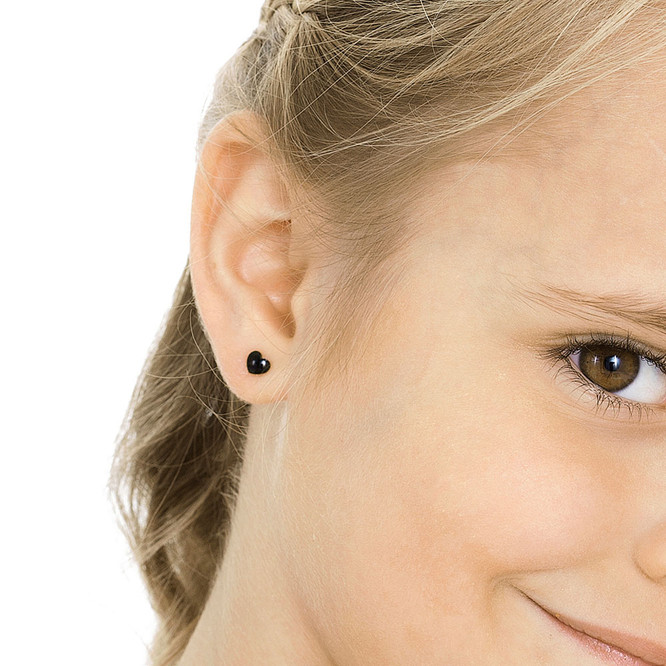 EAR ME OUT: Choose Earrings Based On Your Face Shape - The Caratlane