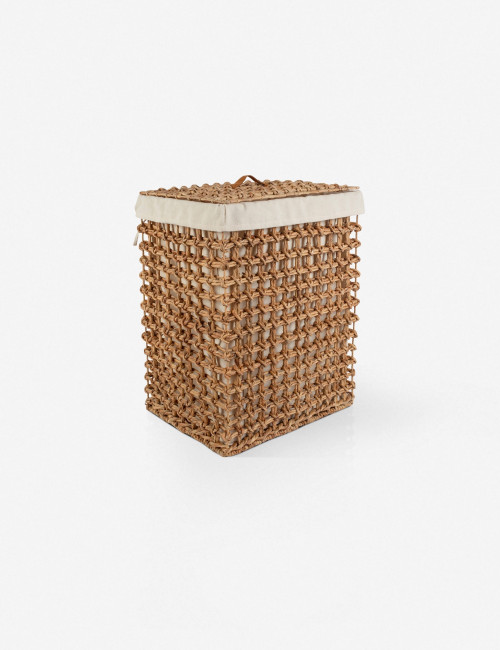 Derina Hamper