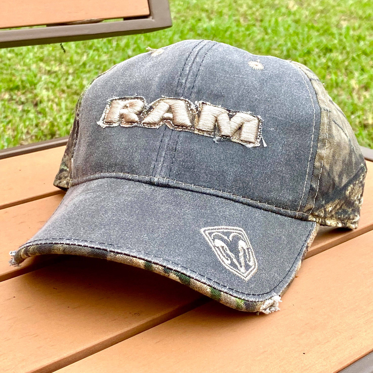 Redneck Nation© Dodge Mossy Oak® Break 