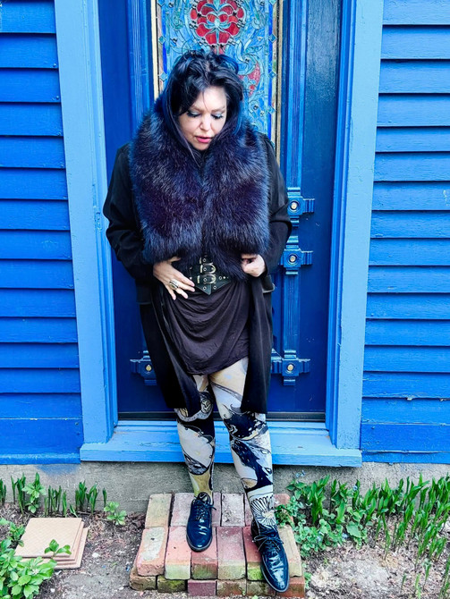 Dark garden tights