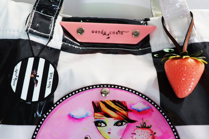 Vespa girl checkered tote