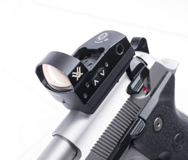 Berreta 92 Red dot mount with Vortex Venom
