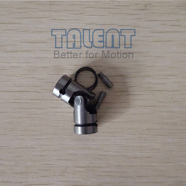 Miniature universal joint
